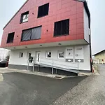 公寓 Moderne Maisonette-ferienwohnung Mit Dachterrasse, Waldblick & Parkplatz Friedburg