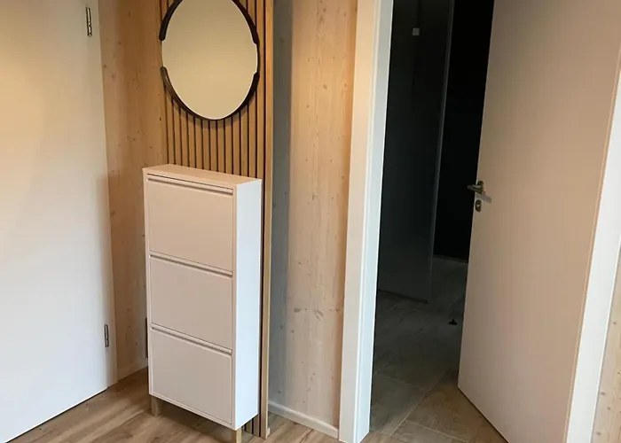 شقة Moderne Maisonette-ferienwohnung Mit Dachterrasse, Waldblick & Parkplatz *
